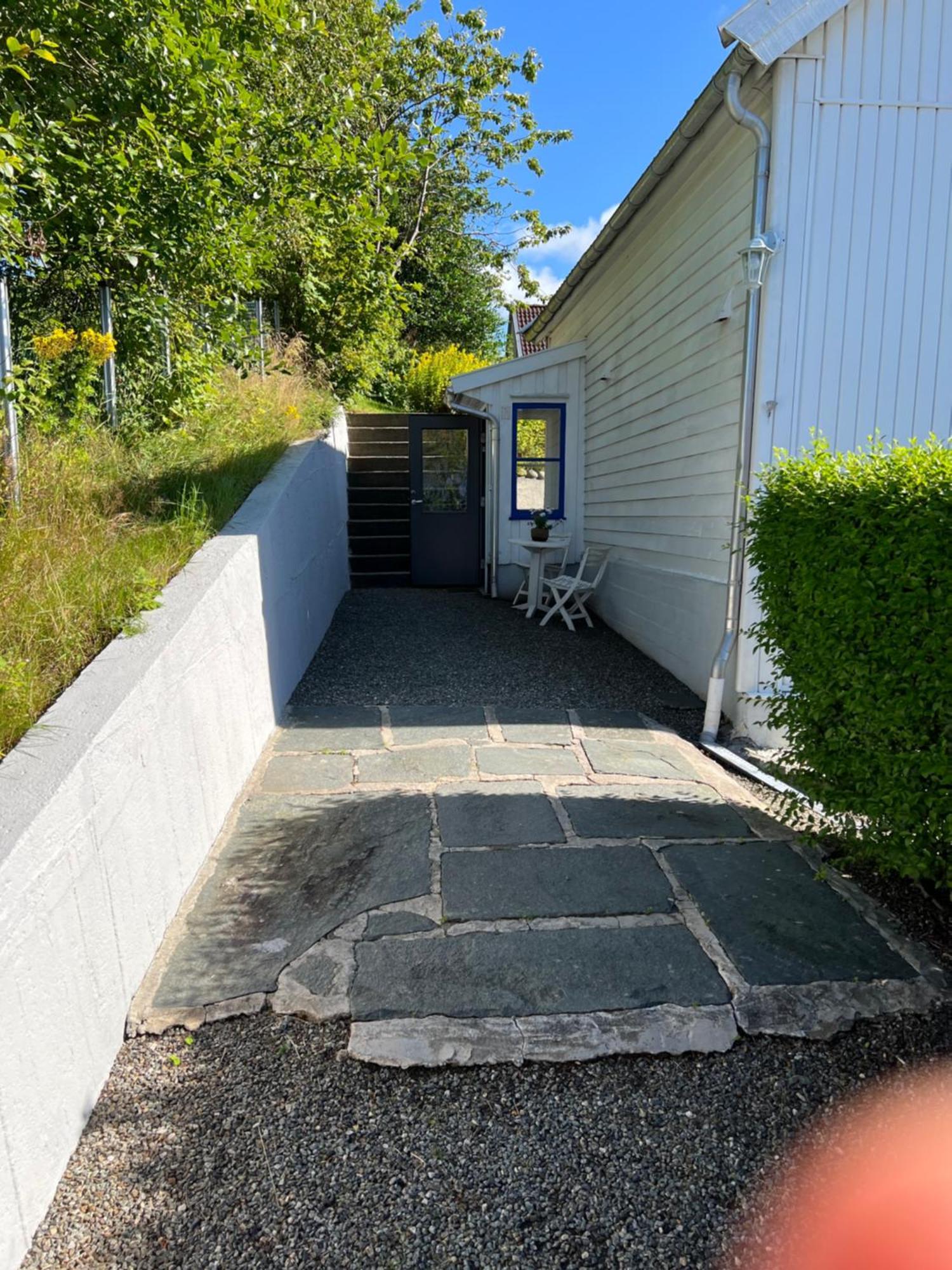 Lite Hus Med Egen Inngang - Sentral Beliggenhet Haugesund Buitenkant foto
